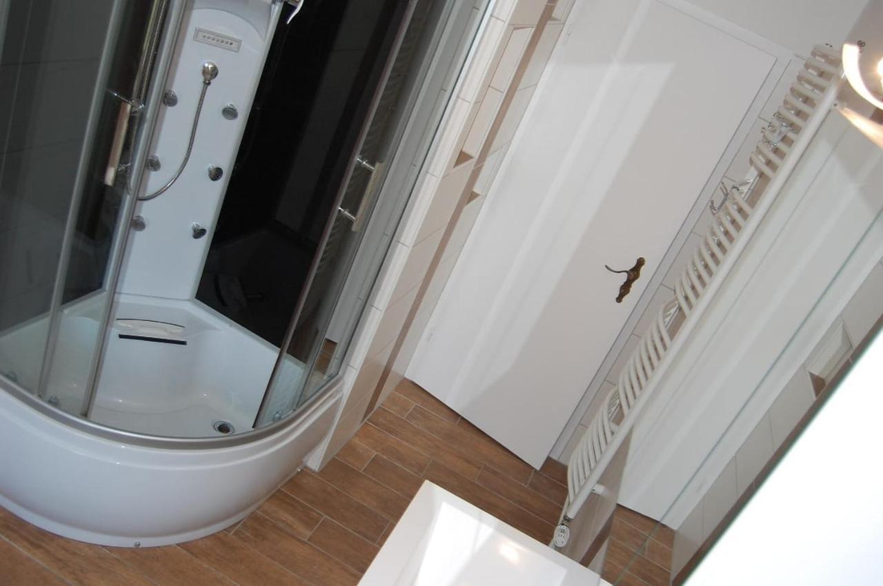 Ferienwohnung Im Gulfhof Krummhörn Exteriör bild